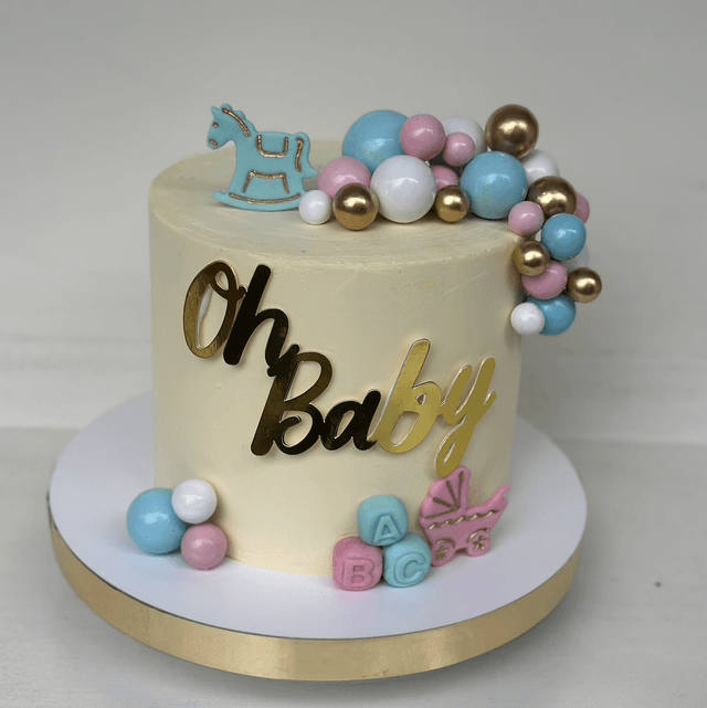 Baby shower cake
